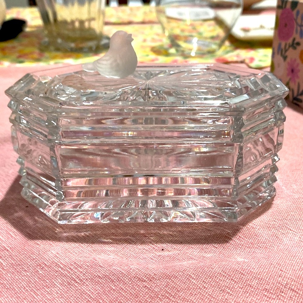 Vintage 1970s Hofbauer, German “Bird Collection” Candy/Trinket Box EC24% Crystal